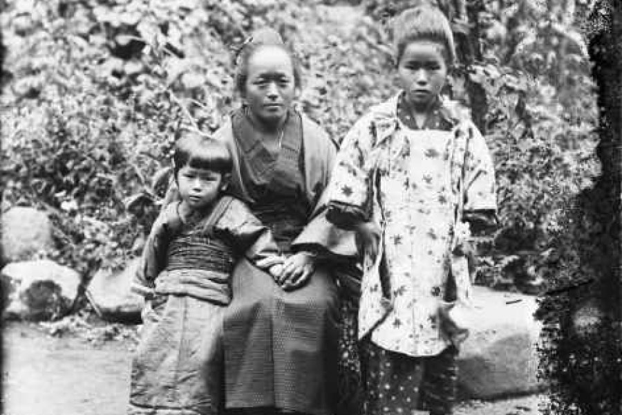JAPÓN  El tiempo en plata